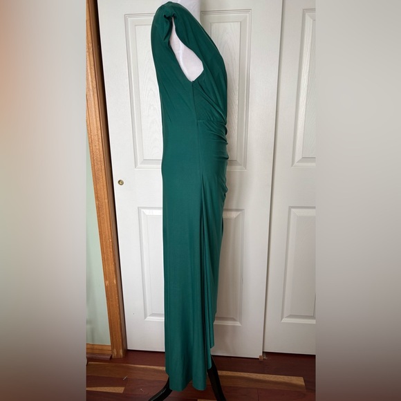 Premier Green Dress - Picture 2 of 4